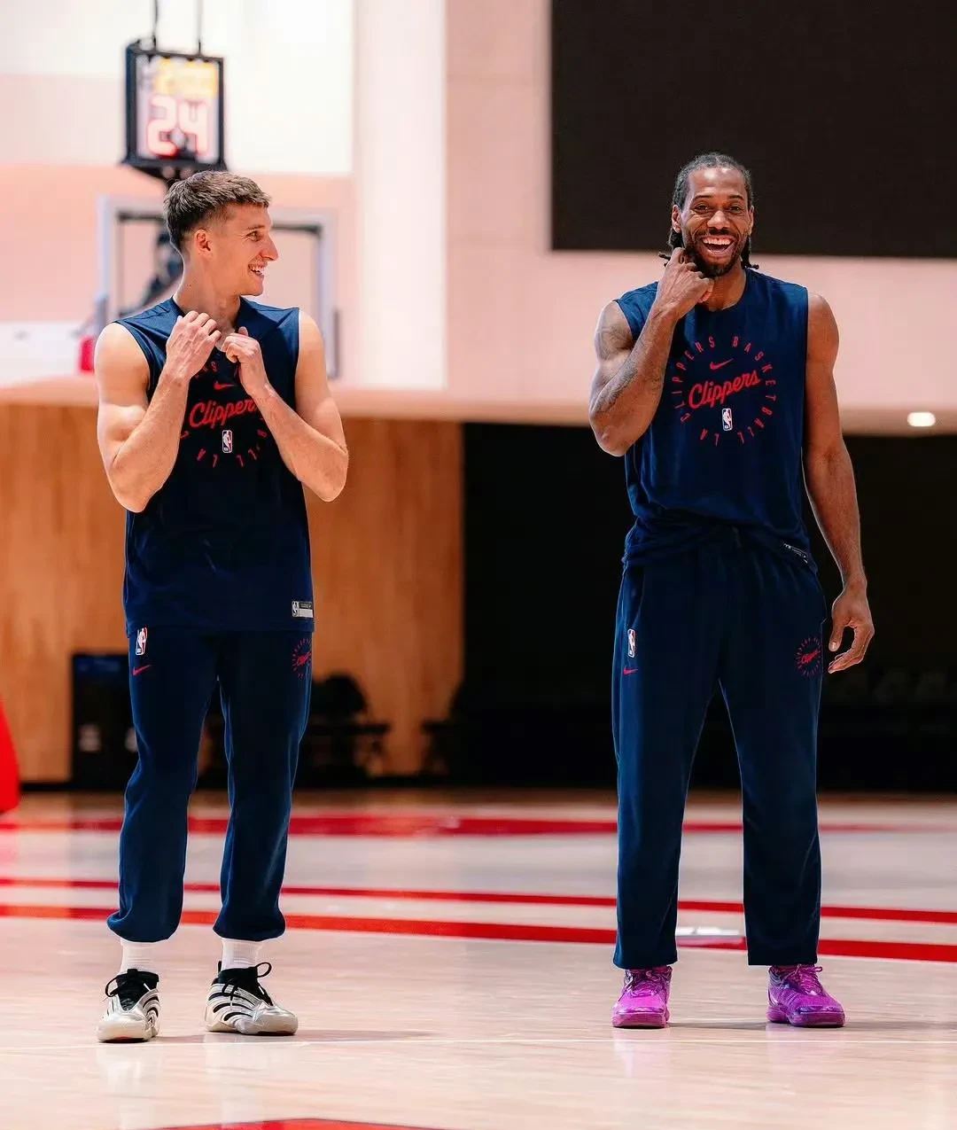 快船三巨头联手，热火得分突破，西蒙斯冲击季后赛！